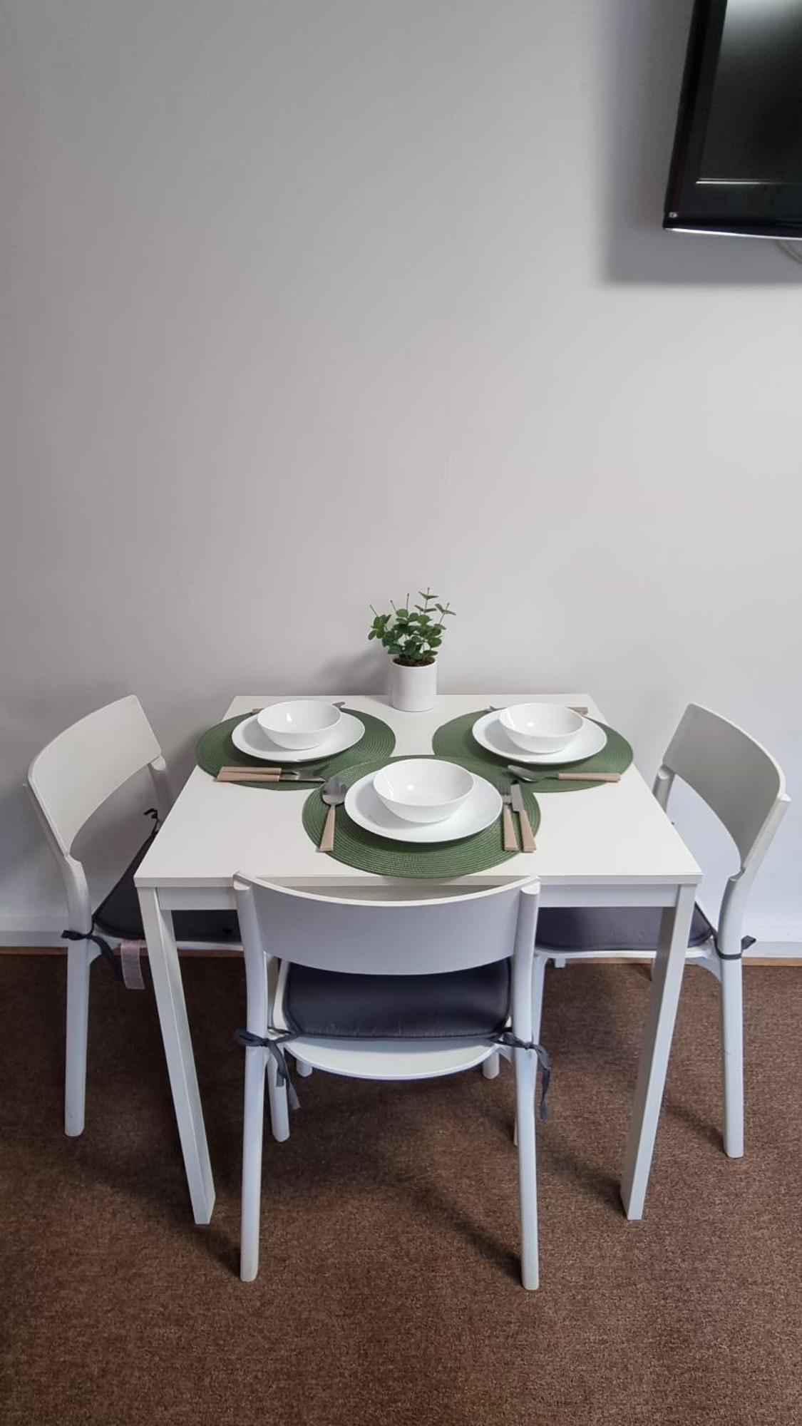 Apartamencik Przy Trasie Nr 1 *
